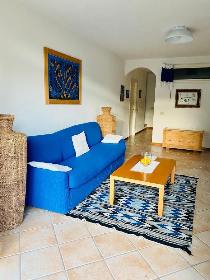 La Casa Blu Villa San Pantaleo Dış mekan fotoğraf