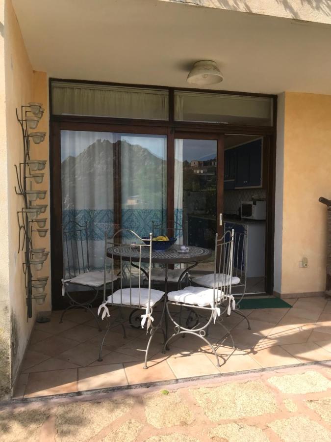 La Casa Blu Villa San Pantaleo Dış mekan fotoğraf